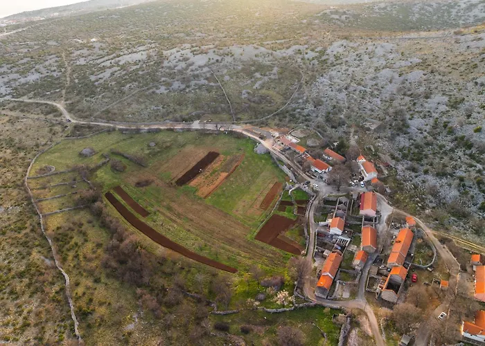 Vulica Dolac * Jasenice (Zadar)